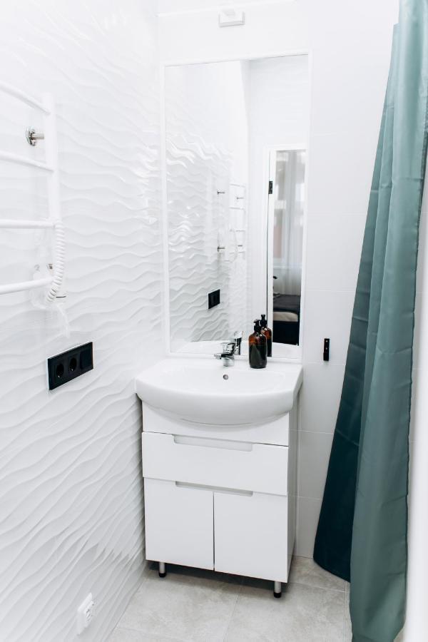 Resa Apart - Нові Smart-Квартири Біля Річки Uzhhorod Exterior photo